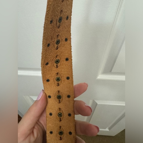 Lucky Brand Leather Studded 46” Brown Belt - Picture 4 of 10